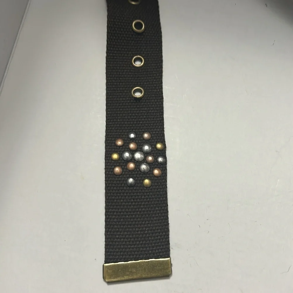 Women’s Canvas Brown Belt with Brass Buckle  Size 41” Width 1 1/2”  #1836